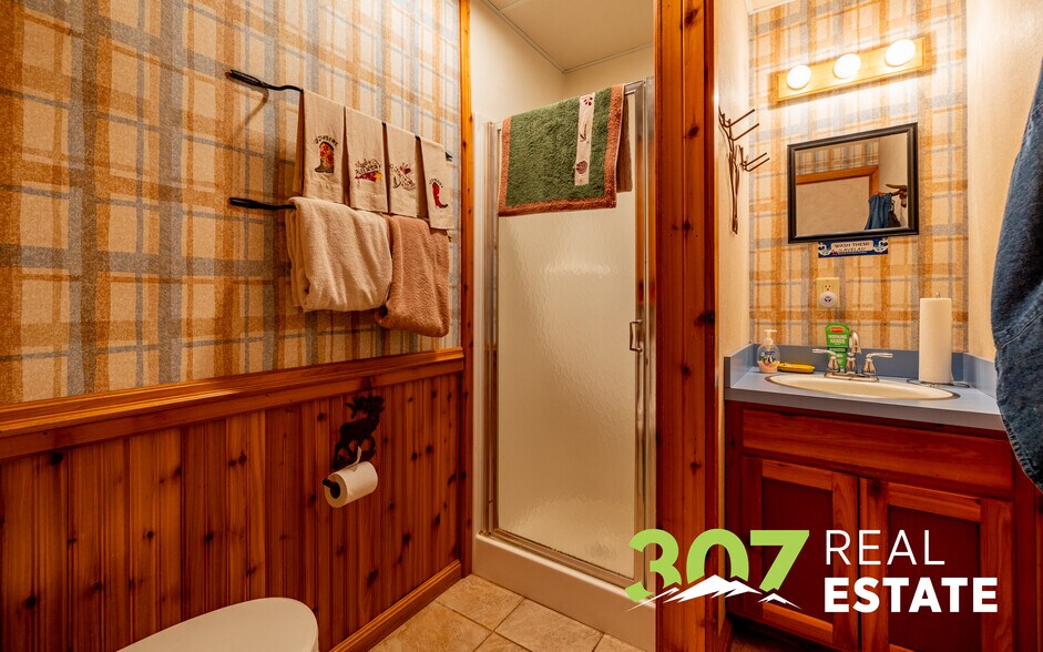 More Photos Of 30 Nielson Trl, Cody Hospitality For Sale