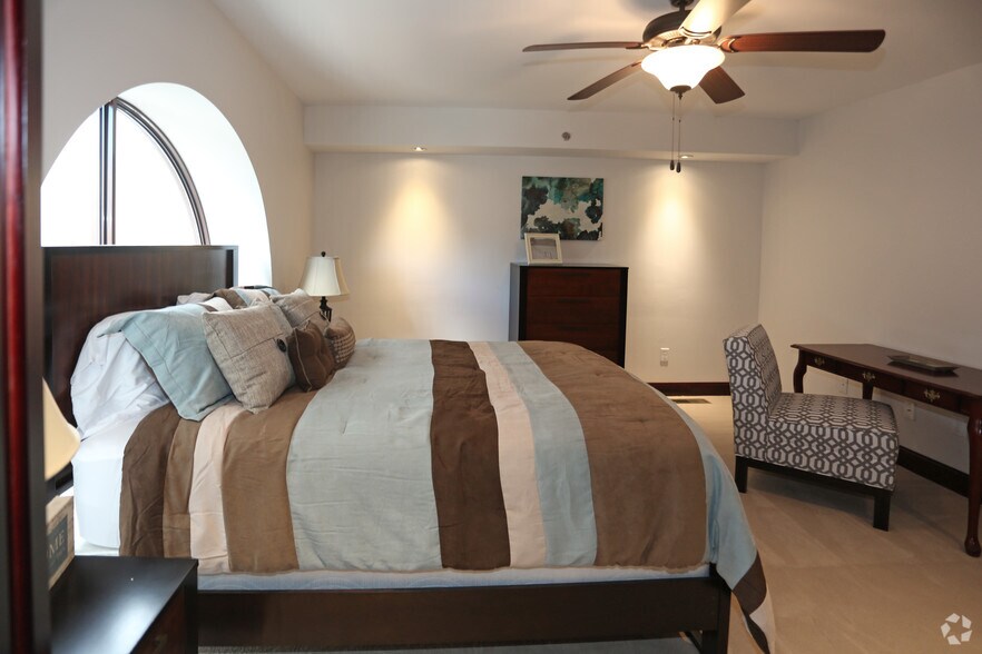 More Photos Of 1014-1024 Locust St, Saint Louis Apartments For Sale