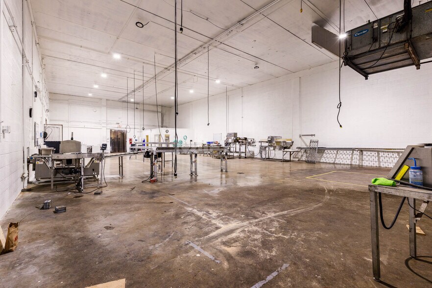 More Photos Of 550 S 1100 W, Fillmore Warehouse For Sale