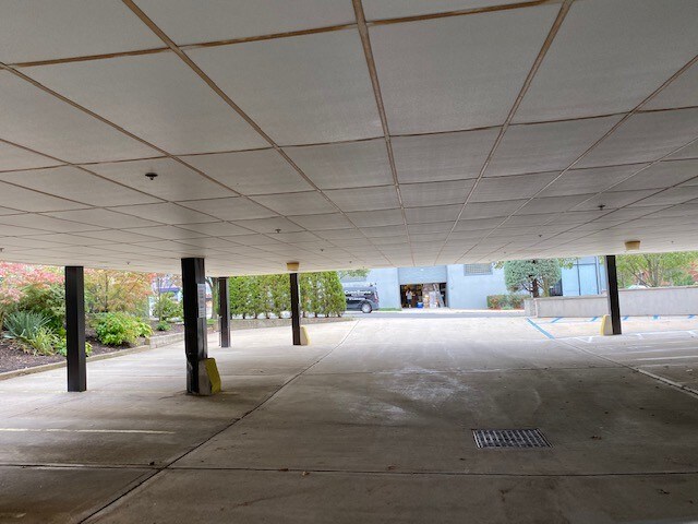 More Photos Of 670 Bergen Blvd, Ridgefield Medical For Sale