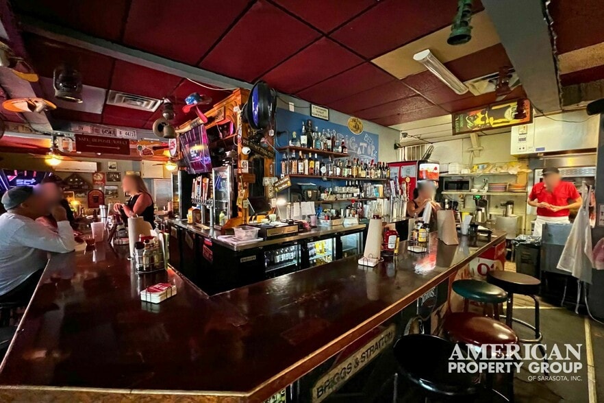 More Photos Of 987 S Packinghouse Rd, Sarasota Restaurant For Sale