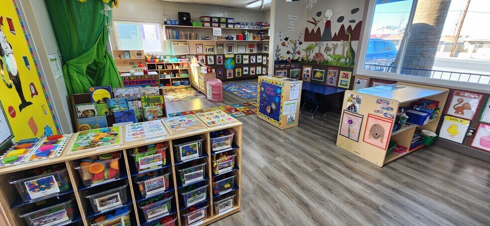 More Photos Of 3707 Vegas Dr, Las Vegas Daycare Center For Sale