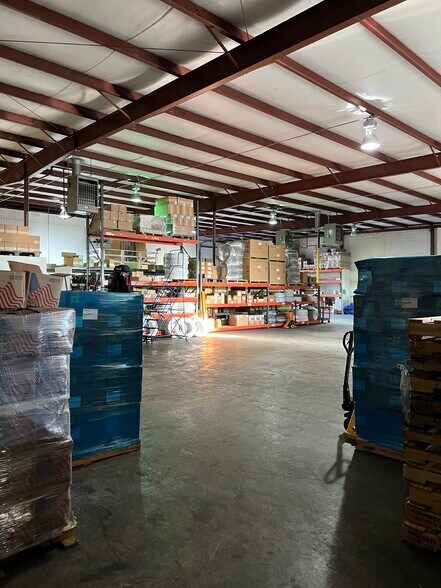 More Photos Of 2403 Kline Ave, Nashville Warehouse For Lease