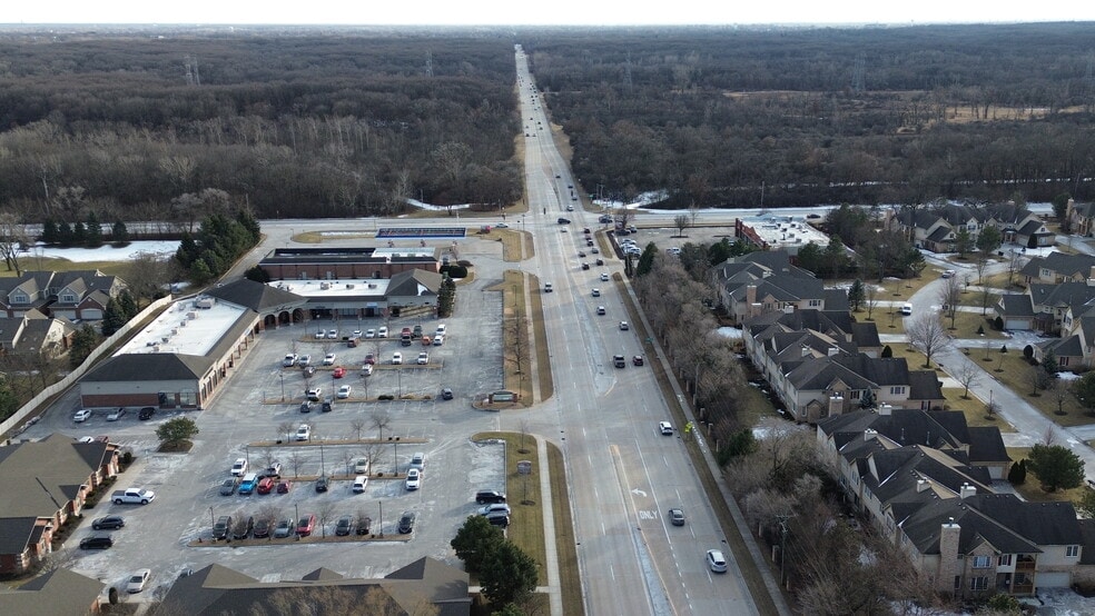 More Photos Of 13401-13419 S Ridgeland Ave, Palos Heights Unknown For Lease