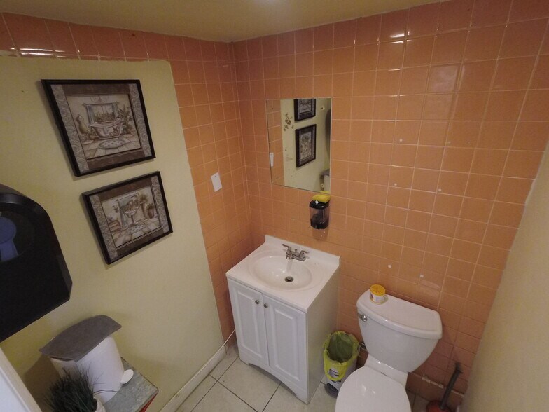 More Photos Of 3131 W Okeechobee Rd, Hialeah Auto Dealership For Sale