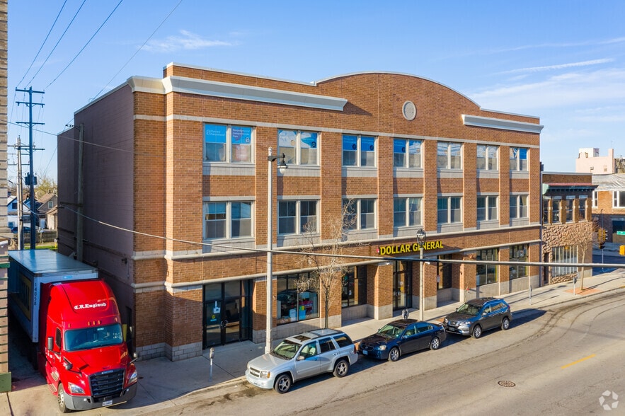 More Photos Of 621-627 W Historic Mitchell St, Milwaukee Office For Lease