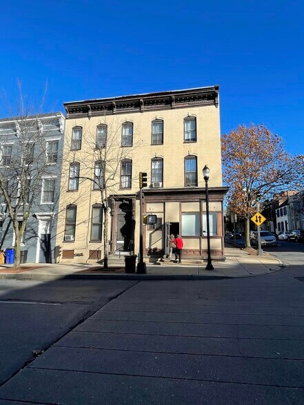 Primary Photo Of 128 S Market St, Frederick Apartments For Sale