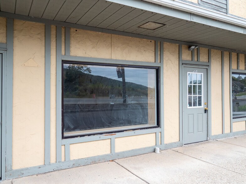 More Photos Of 1590-1610 Union Valley Rd, West Milford General Retail For Sale