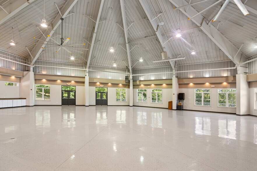 More Photos Of 4100 Adventure Base Rd, Radford Specialty For Sale