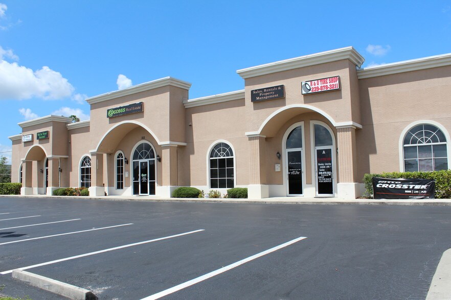 More Photos Of 322 Gunnery Rd, Lehigh Acres Storefront Retail Office For Lease