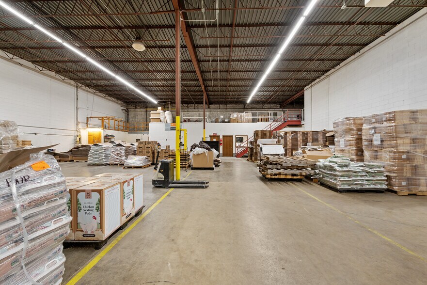 More Photos Of 1601 67th Ave N, Brooklyn Center Warehouse For Sale