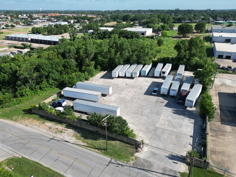 More Photos Of 2802 S Pipeline Rd, Euless Land For Lease
