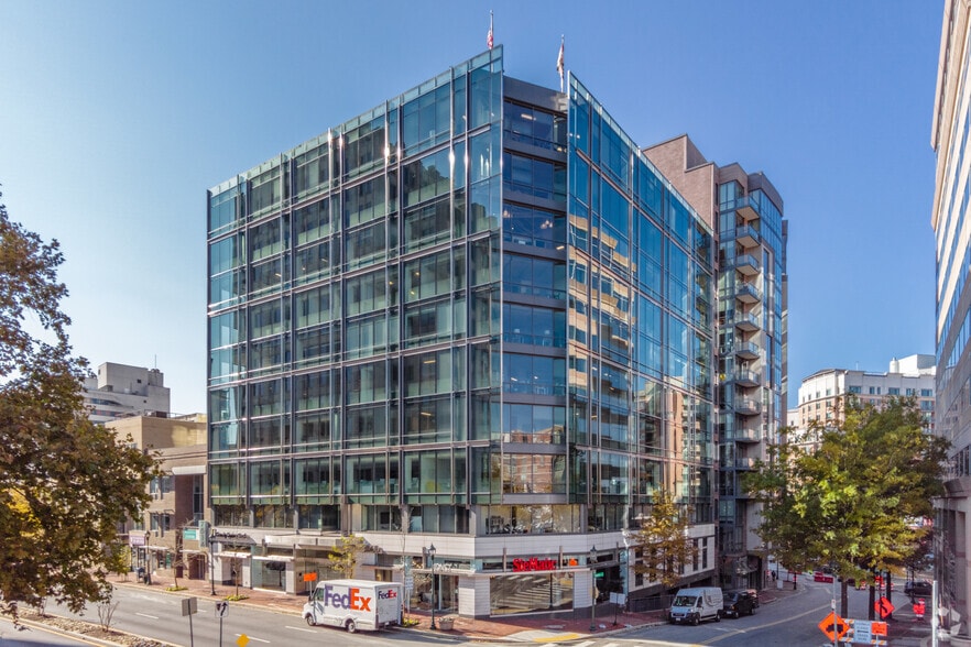 More Photos Of 7550 Wisconsin Ave, Bethesda Office For Lease