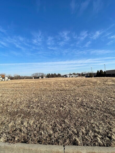 More Photos Of NW NW 86th St @ Windsor Parkway, Johnston Land For Sale