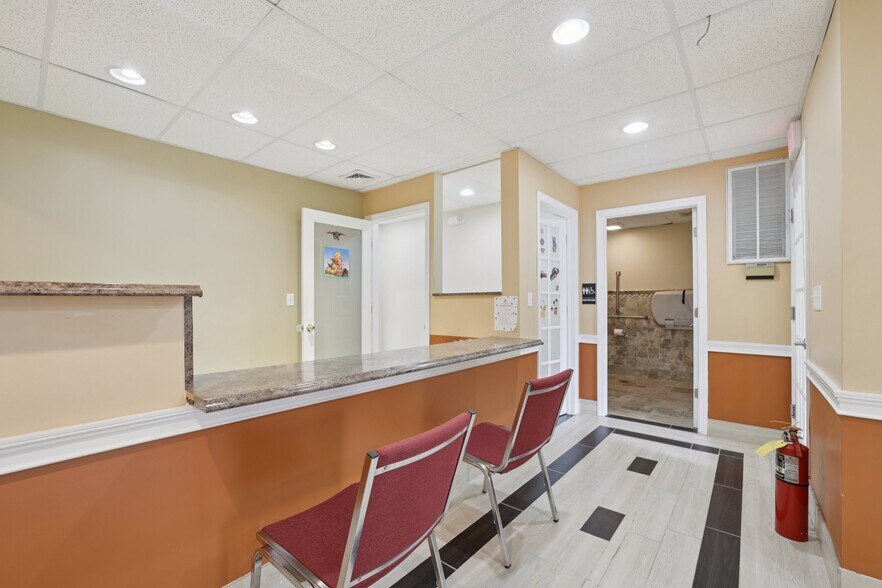 More Photos Of 364 Parsippany Rd, Parsippany Office For Sale