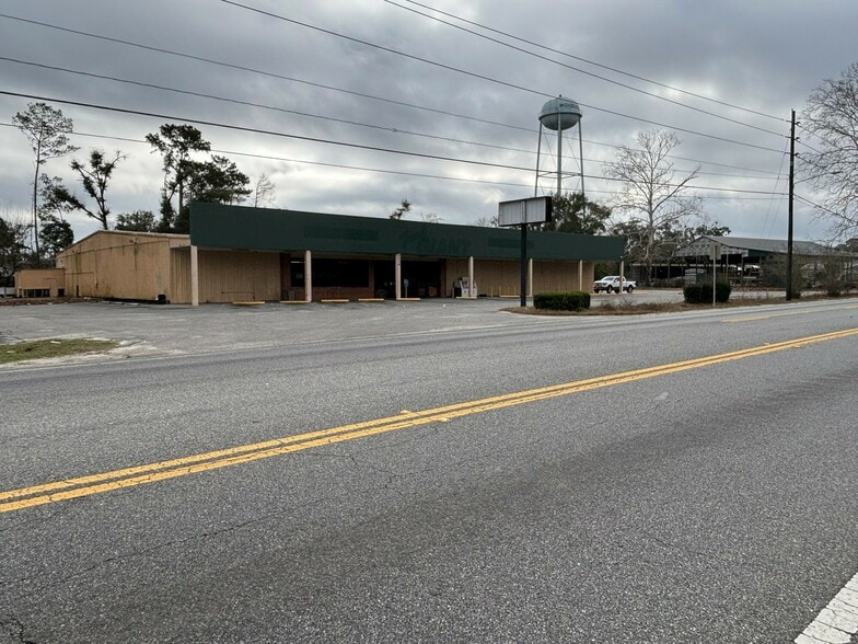 More Photos Of 9019 Woodville Hwy, Tallahassee Freestanding For Sale