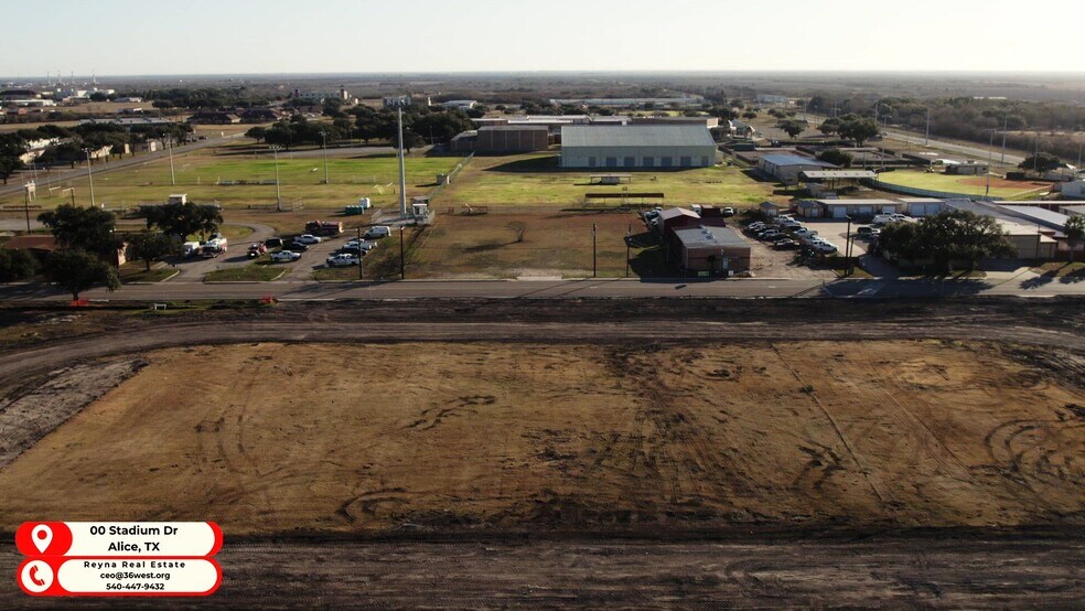 More Photos Of 150 Stadium Dr, Alice Land For Lease