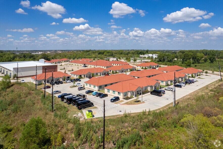 More Photos Of 7070 Knights Ct, Missouri City Medical For Lease