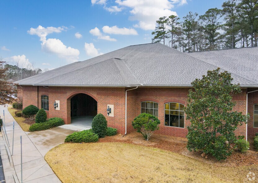Primary Photo Of 110 Oak Hill Blvd, Newnan Medical For Lease