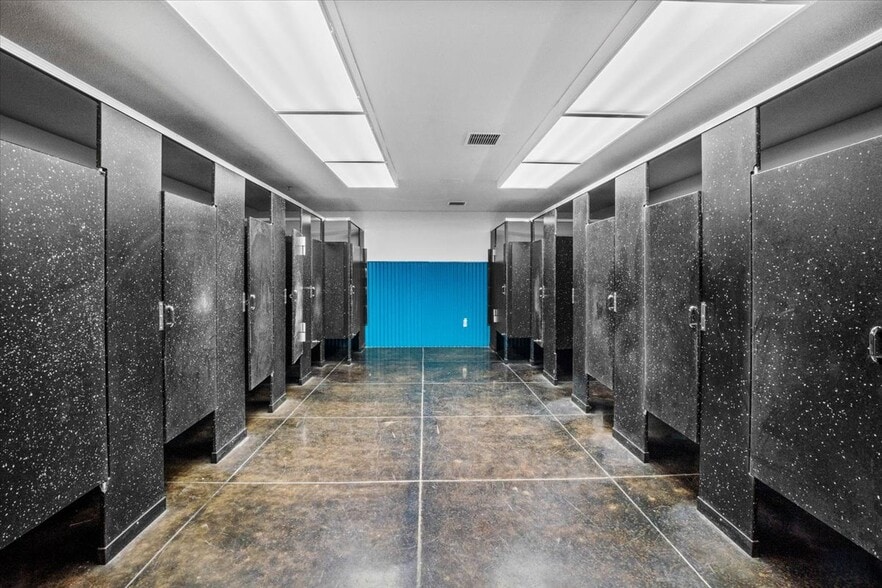 More Photos Of 555 E Entertainment Ave, Safford Theater Concert Hall For Sale