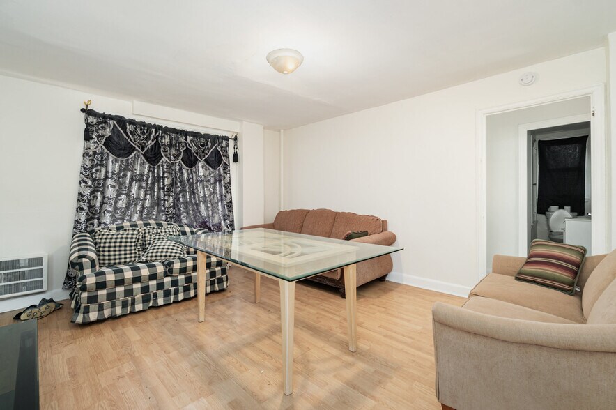 More Photos Of 1600 Regina St, Harrisburg Apartments For Sale