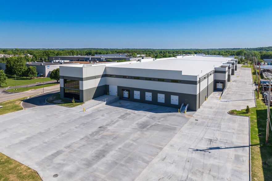 More Photos Of 2880 Arnold Tenbrook Rd, Arnold Manufacturing For Lease