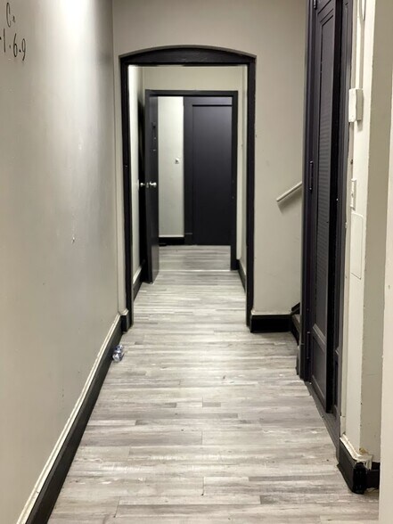 More Photos Of 174 Willow St, Waterbury Apartments For Sale