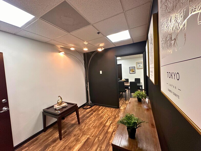 More Photos Of 12550 Biscayne Blvd, North Miami Medical For Lease
