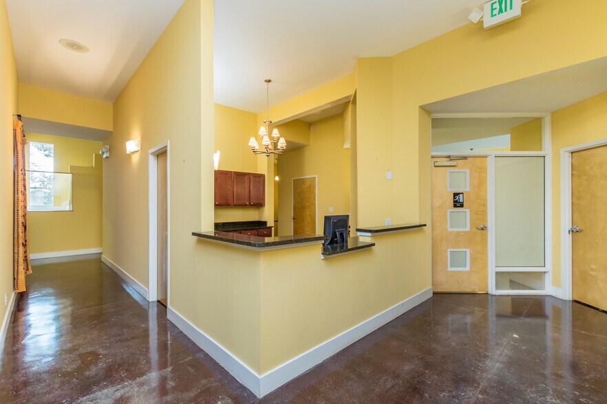 More Photos Of 100 S Greentree Ln, Foley Medical For Sale
