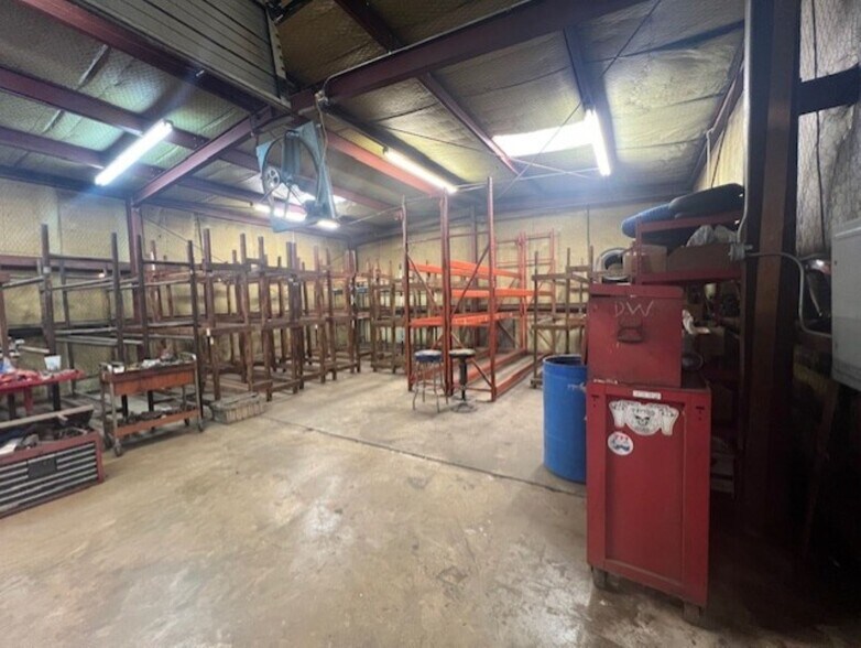 More Photos Of 1914 Cypress St, West Monroe Service For Sale