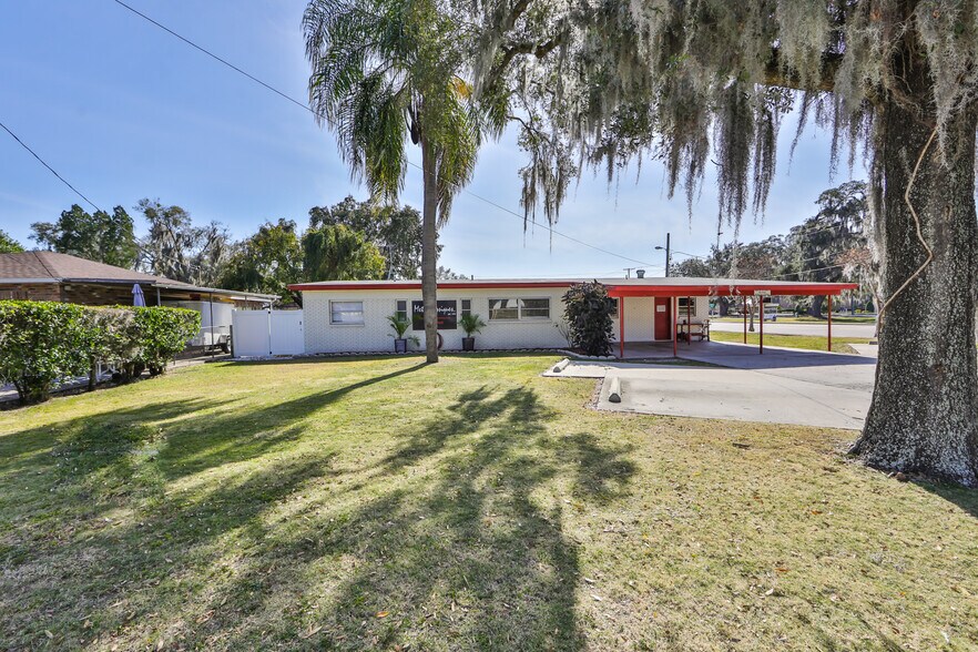 More Photos Of 101 Emily Ln, Brandon Office Residential For Lease