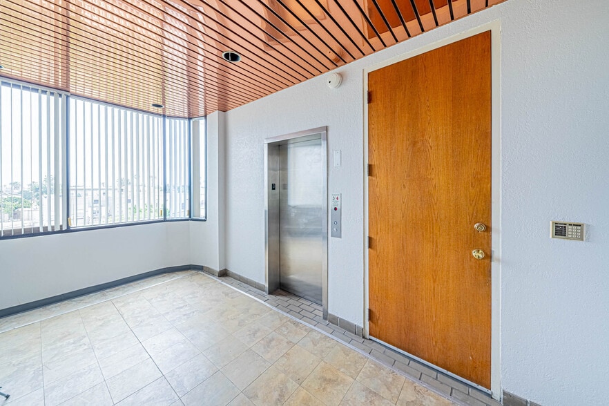 More Photos Of 980 Atlantic Ave, Long Beach Medical For Sale