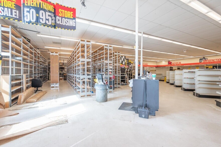 More Photos Of 245 Alabama St, Columbus Freestanding For Sale