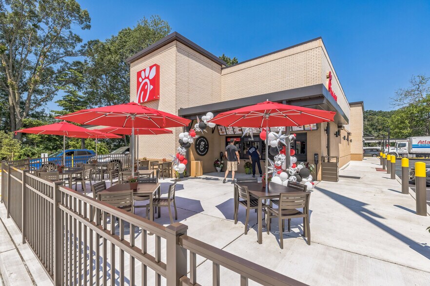 More Photos Of 301 US-130, Cinnaminson Fast Food For Sale