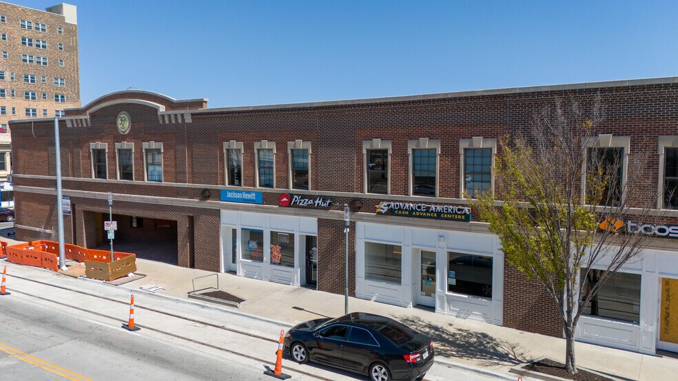 More Photos Of 3901-3911 Main St, Kansas City Loft Creative Space For Lease