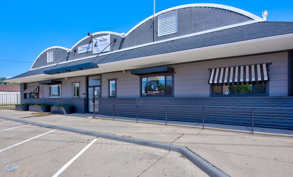 More Photos Of 2207-2209 9th St, Greeley Flex For Sale