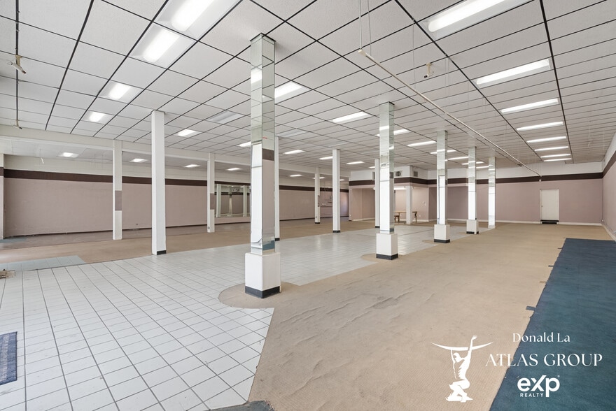More Photos Of 115 N Western Ave, Los Angeles Storefront For Sale