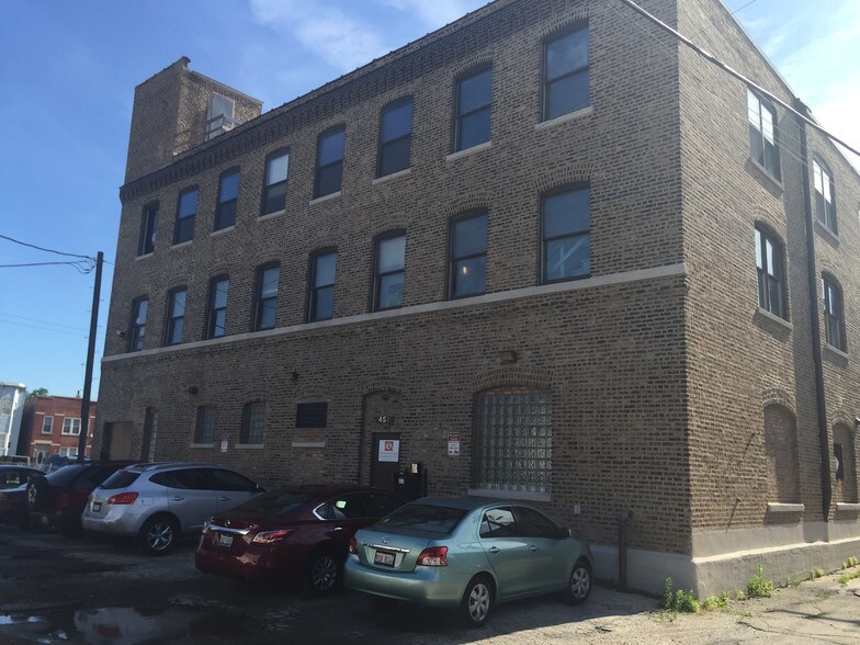 Primary Photo Of 451 N Claremont Ave, Chicago Warehouse For Lease