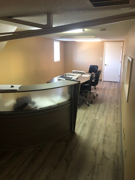 More Photos Of 847 Mt Vernon Ave, Portsmouth Warehouse For Lease