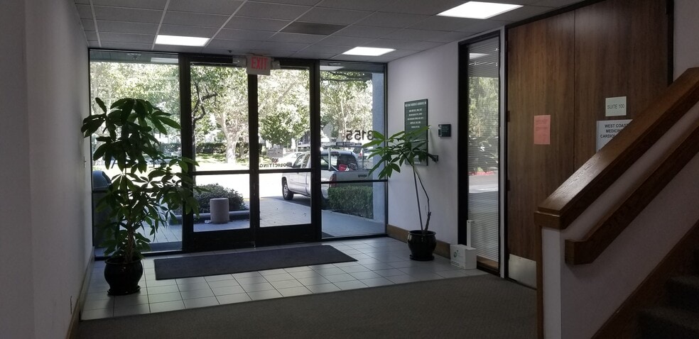 More Photos Of 3155 Kearney St, Fremont Office For Sale