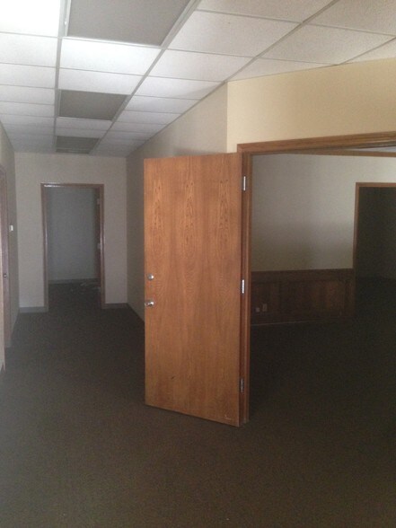 More Photos Of 209 Bedford Rd, Bedford General Retail For Lease