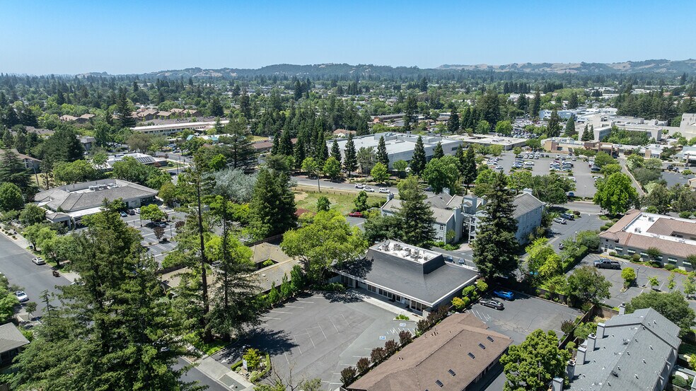 More Photos Of 3435 Valle Verde Dr, Napa Medical For Sale