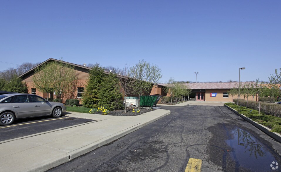 More Photos Of 320 Bilmar Dr, Pittsburgh Office For Sale