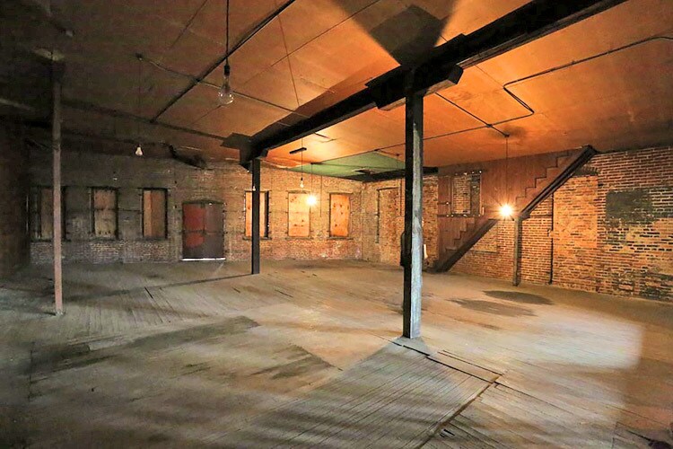 More Photos Of 337-339 S Fremont Ave, Baltimore Warehouse For Sale