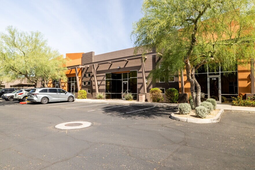 More Photos Of 2020 W Whispering Wind Dr, Phoenix Medical For Lease