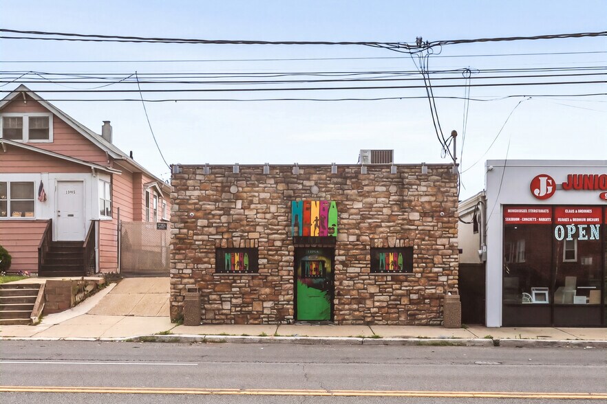 More Photos Of 1906 E Saint Georges Ave, Linden General Retail For Sale