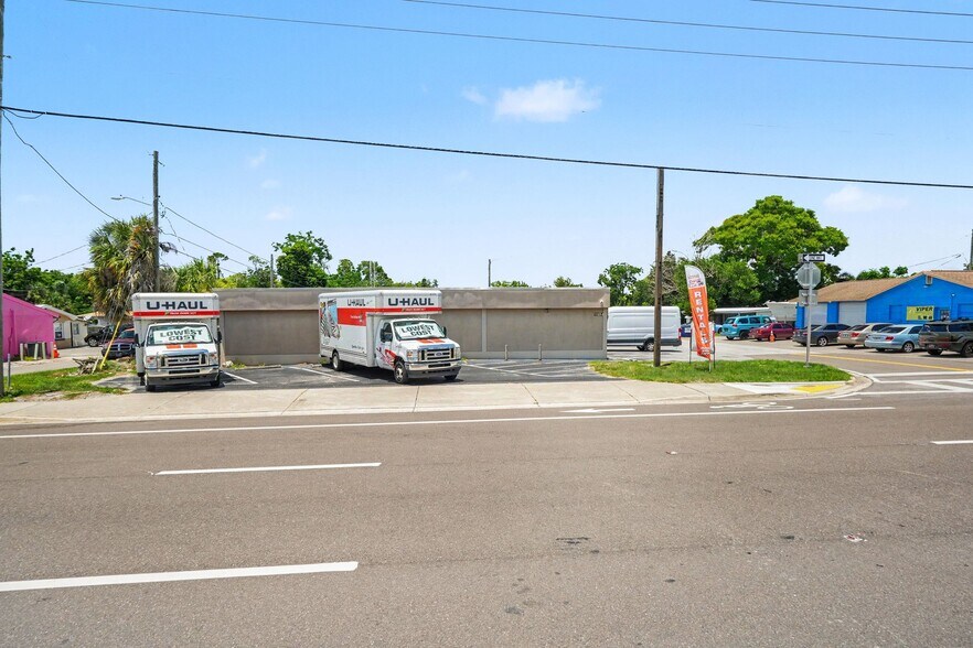 More Photos Of 5133 FL-54, New Port Richey Office Residential For Lease