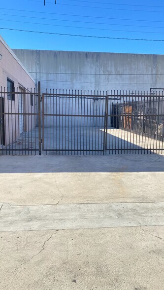 More Photos Of 4417-4419 Rowland Ave, El Monte Warehouse For Lease