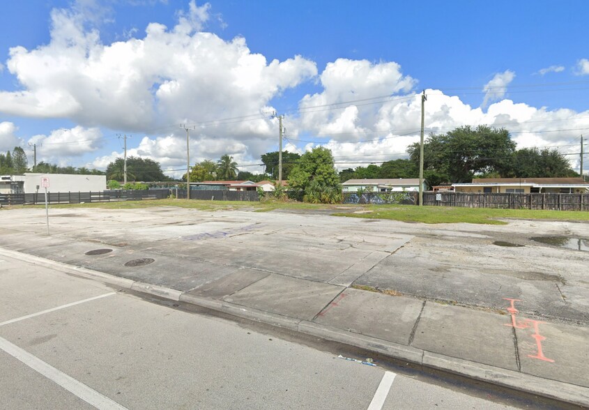 More Photos Of 6501 Pembroke Rd, Hollywood Land For Lease