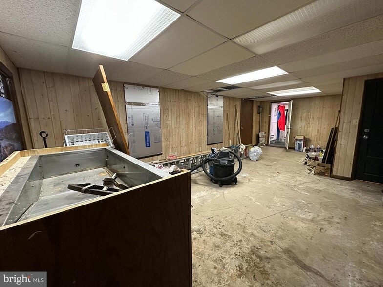 More Photos Of 15083 Summit Plz, Blue Ridge Summit Restaurant For Sale